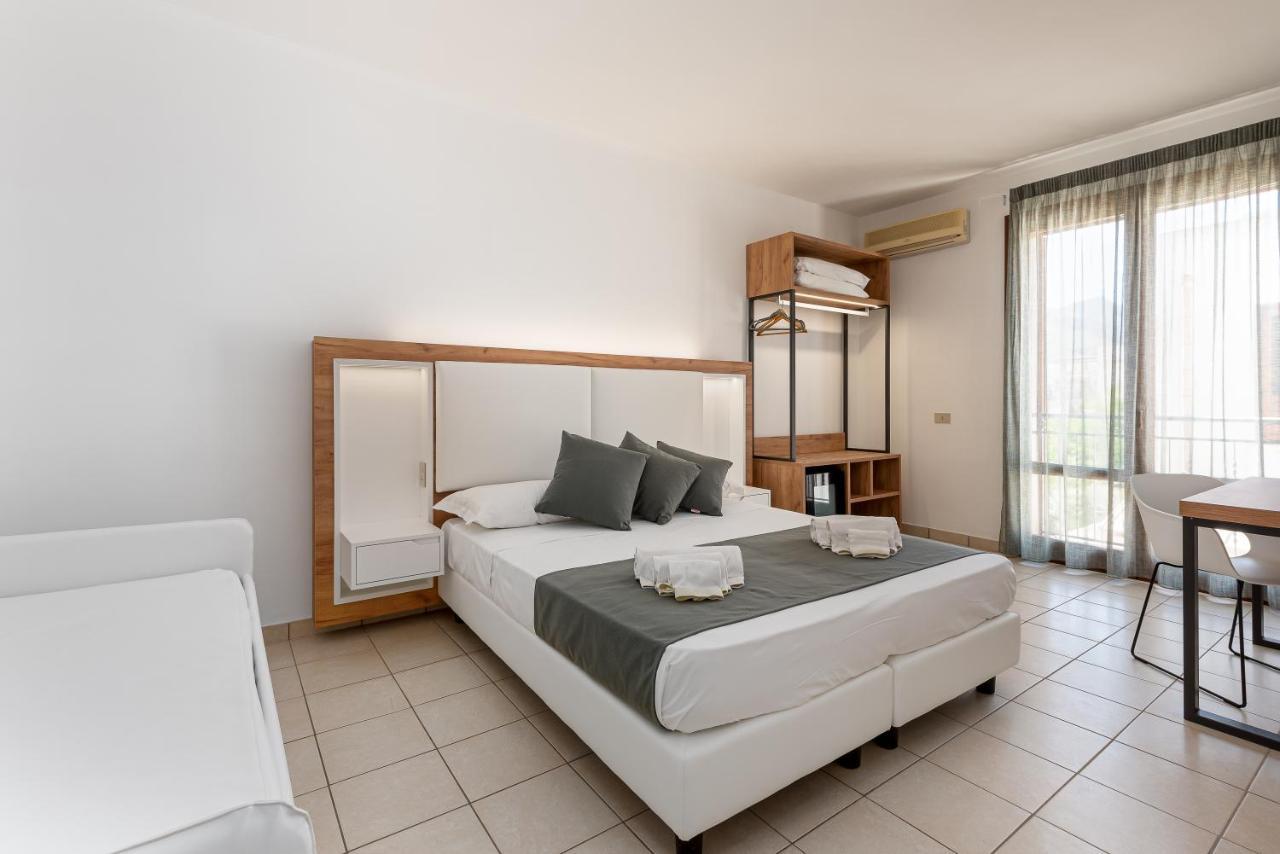 Hotel Al Paradise San Vito Lo Capo Buitenkant foto