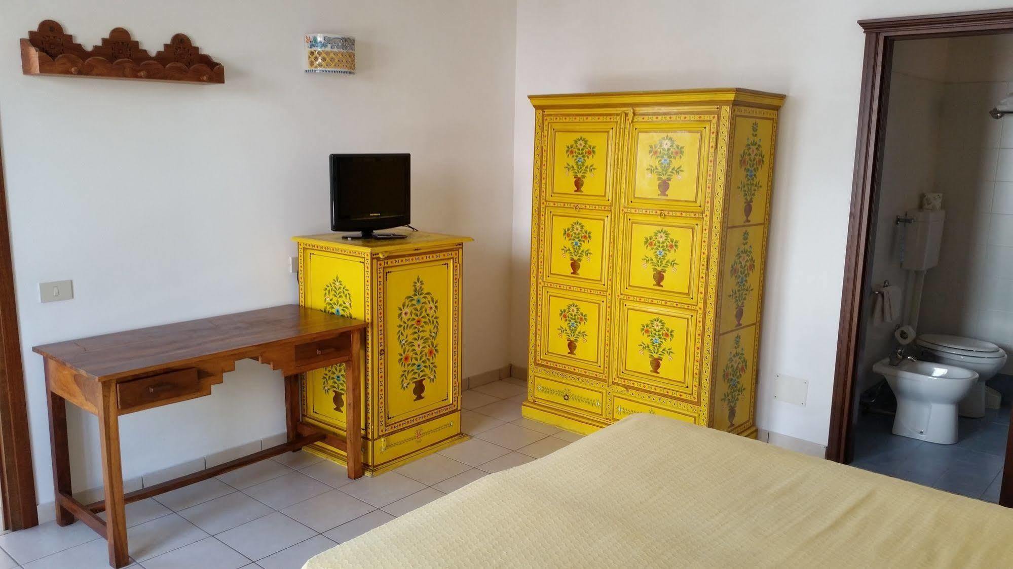 Hotel Al Paradise San Vito Lo Capo Buitenkant foto